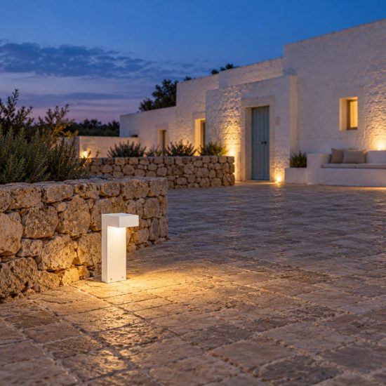 Ideal lux sirio lampioncino da giardino gx53 h30cm moderno bianco ip65