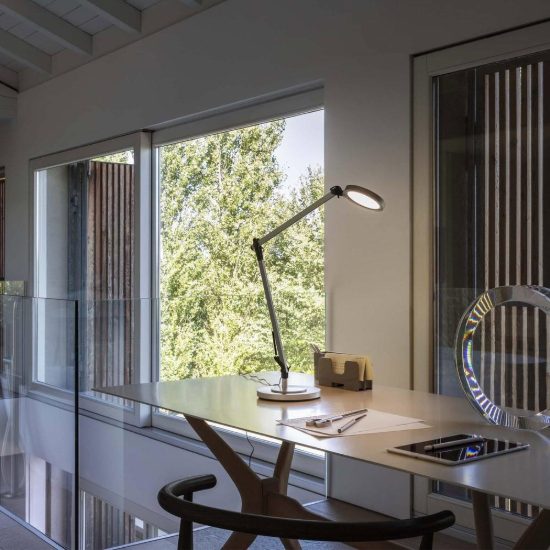 Ideal lux futura lampada da scrivania led 12,5w 4000k dimmerabile 65,5cm per ufficio alluminio