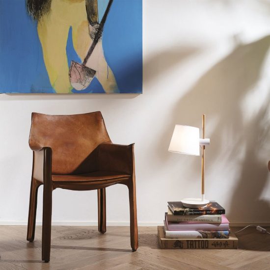 Ideal lux axel lampada da tavolo e27 66cm per soggiorno moderna bianca con stelo in legno