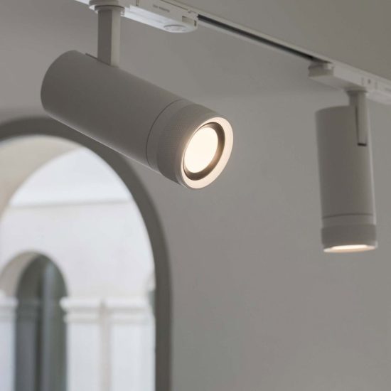 Ideal lux eos faretto per binario trifase orientabile led 15w 3000k con zoom dali cilindrico bianco