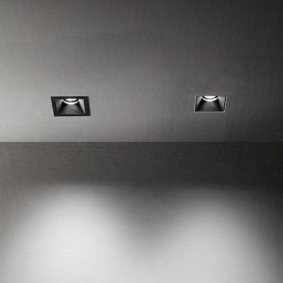 Ideal lux zeus cornice quadrata con bordo per faretti da incasso 13w bianca