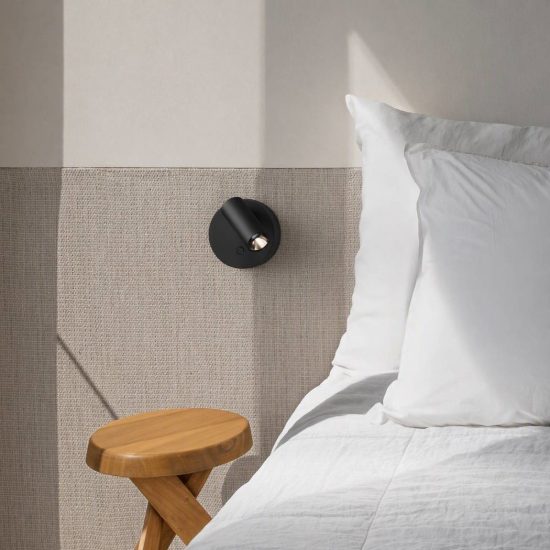 Ideal lux elf applique con faretto orientabile led 3w 3000k 8,5cm per comodino moderna nera