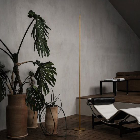 Ideal lux blade lampada da terra led 15w 3000k 251,2cm per soggiorno contemporanea ottone