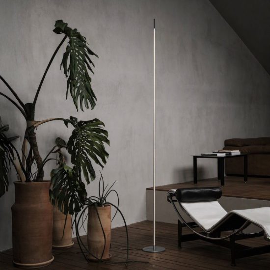 Ideal lux blade piantana led 15w 3000k 251,2cm per soggiorno moderna nichel