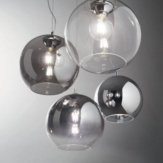 Ideal lux nemo lampada a sospensione con sfera in vetro e27 40cm per ingresso moderna ambra
