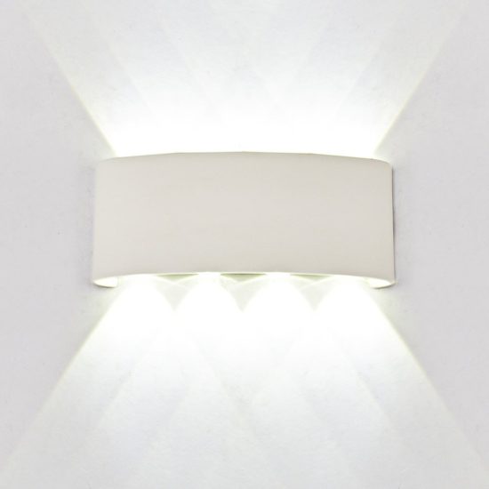 Applique da esterno led 8w 3000k ip54 22cm moderna bianco sabbiato vetro