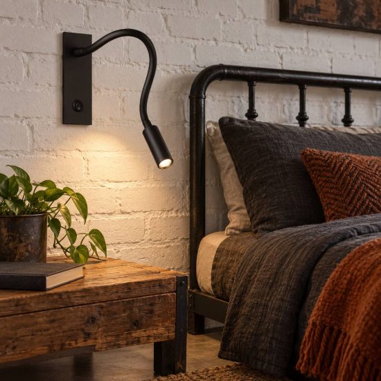 Ideal lux io applique per comodino camera da letto led 3w 3000k con faretto orientabile moderna nera