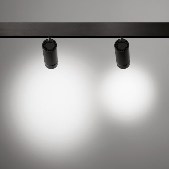 Ideal lux ego faretto per binario 48v orientabile con zoom led 10w 3000k nero