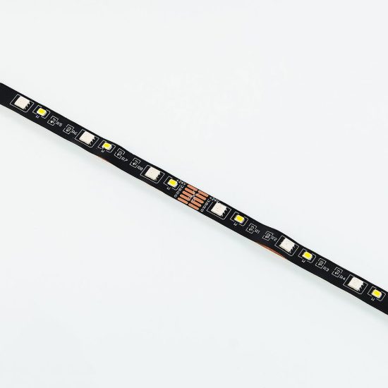 Striscia led 10,5w 3000k rgb con telecomando 3m tagliabile nera