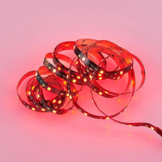 Striscia led 15w 3000k rgb con telecomando 5m tagliabile nera