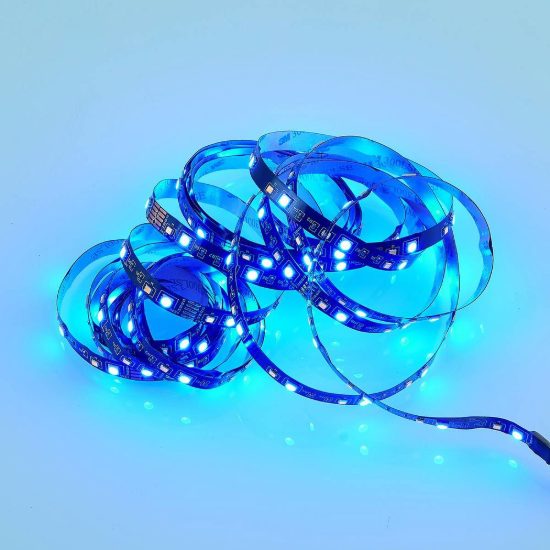 Striscia led 15w 3000k rgb con telecomando 5m tagliabile nera