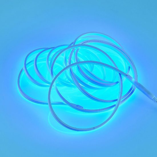 Striscia led effetto neon 20w 3000k rgb con telecomando 5m tagliabile bianca