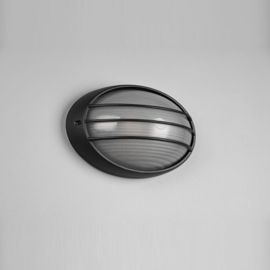 Applique grande da esterno ip44 moderna ovale nera con griglia e vetro satinato