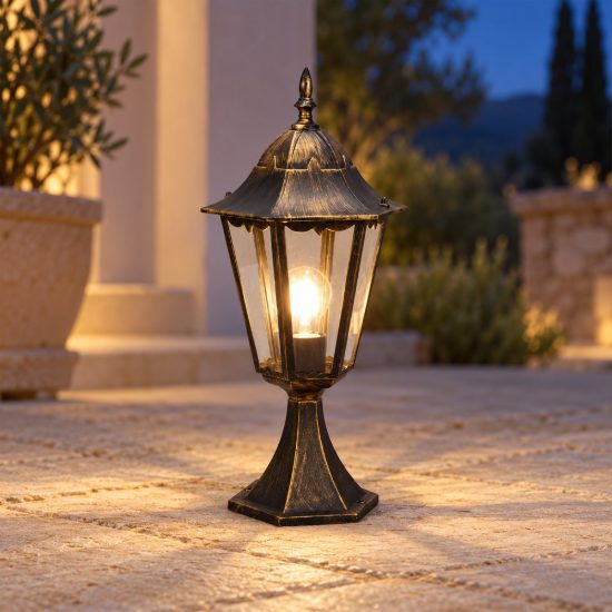 Lampioncino da giardino paletto ip44 a lanterna esagonale ruggine con vetro trasparente