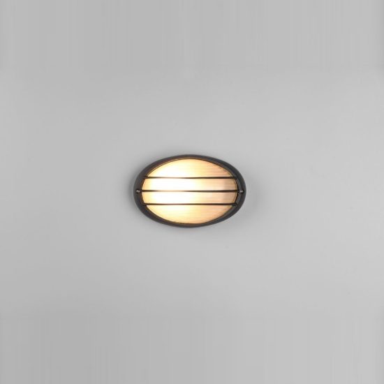 Applique piccola da esterno ip44 moderna ovale nera con griglia e vetro satinato
