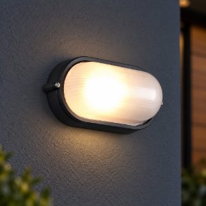 Applique piccola da esterno ip44 moderna ovale nera con vetro satinato