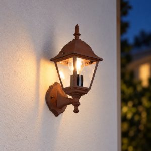 Applique da esterno ip44 a lanterna quadrata su braccio ruggine con vetro trasparente