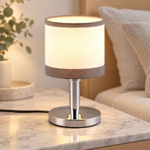 Abat-jour touch per comodino moderno cromo con paralume in tessuto bianco grigio