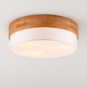 Plafoniera 3 luci per soggiorno moderna con paralume in tessuto bianco fascia in legno