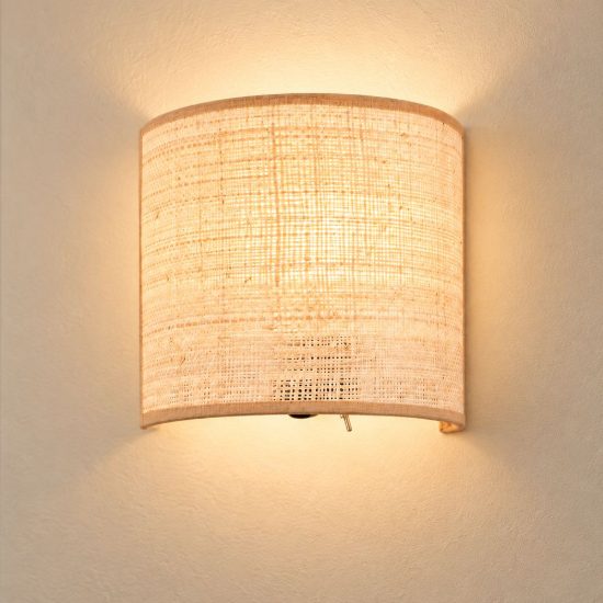 Applique per comodino camera da letto moderna nera con paralume in fibra naturale interruttore