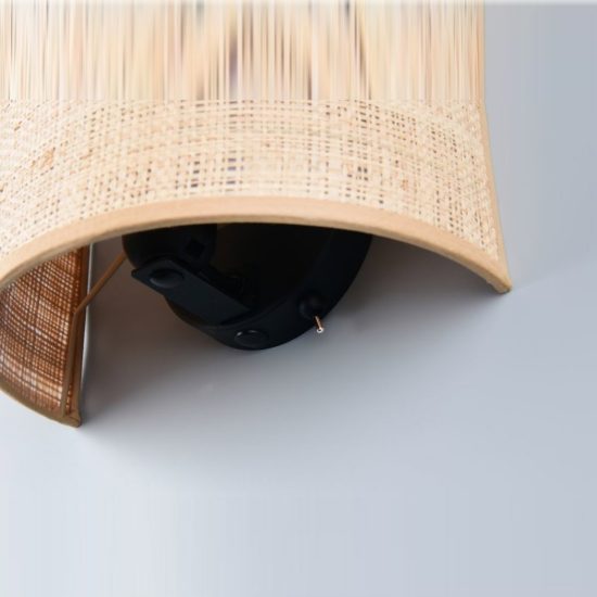 Applique per comodino camera da letto moderna nera con paralume in fibra naturale interruttore