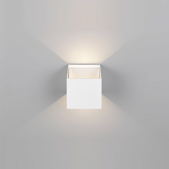 Applique da esterno ricaricabile led 2w 3000k con sensore di movimento ip44 quadrata bianca