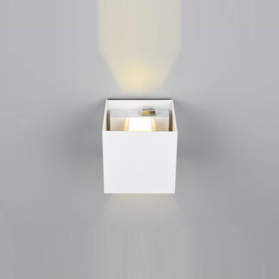 Applique da esterno ricaricabile led 1w 3000k con sensore di movimento ip44 cubica bianca