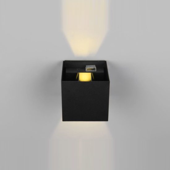 Applique da esterno ricaricabile led 1w 3000k con sensore di movimento ip44 cubica nera