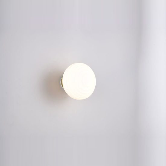 Applique per salotto ricaricabile led 1,5w 3000k touch moderna ottone satinato con vetro bianco