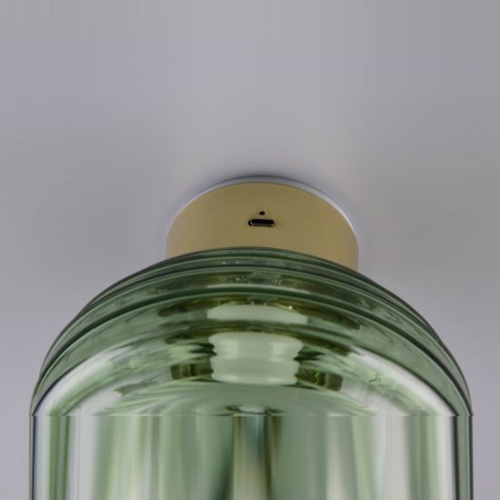 Applique per salotto ricaricabile led 1,5w 3000k touch ottone satinato con vetro verde
