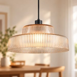 Lampadario a sospensione per soggiorno in vetro rigato ambra con montatura nera