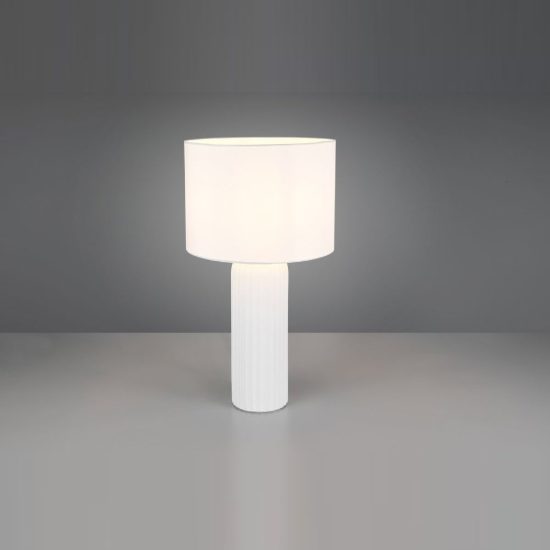 Lampada da tavolo grande per soggiorno in ceramica rigata bianca con paralume in tessuto bianco