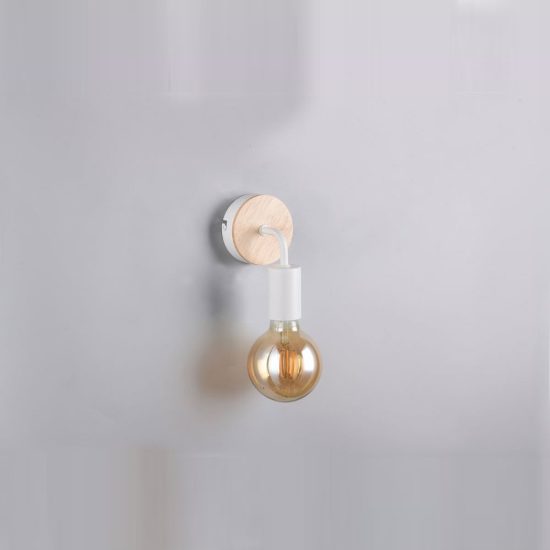 Applique per salotto moderna in metallo bianco con particolare in legno naturale