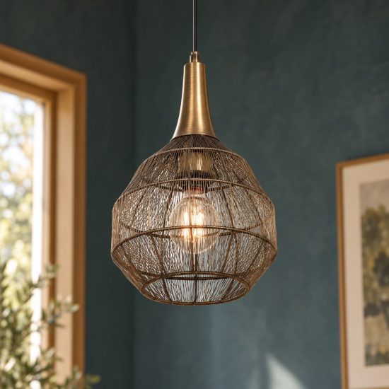 Lampadario a sospensione per salotto nero con diffusore basso in rete metallica ottone invecchiato