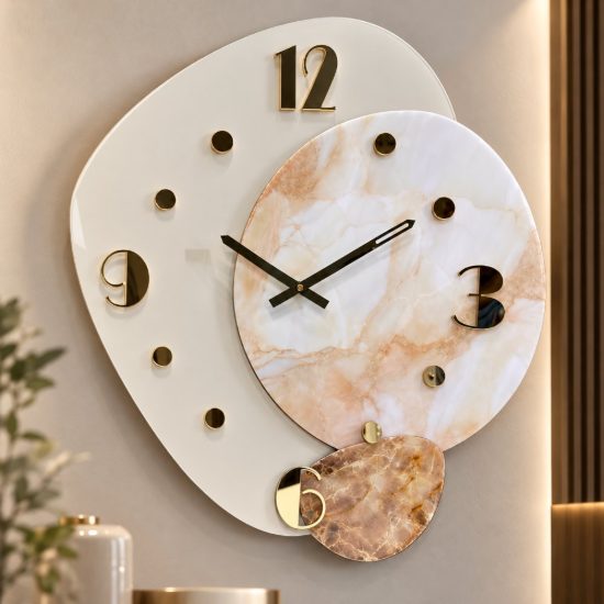 Orologio a parete moderno legno chiaro resina effetto marmo dettagli oro