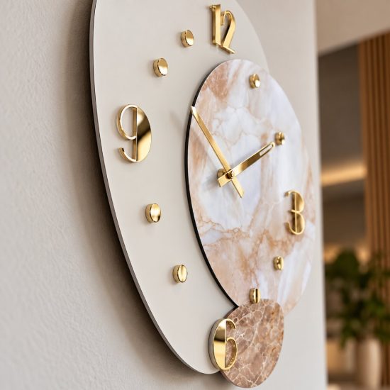 Orologio a parete moderno legno chiaro resina effetto marmo dettagli oro