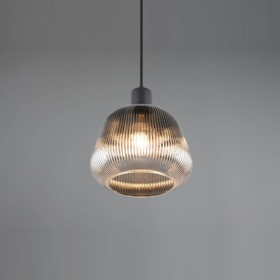 Lampadario a sospensione per sala da pranzo moderno nero con vetro rigato cromato
