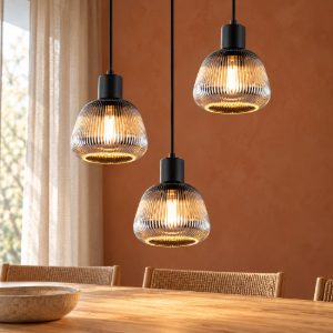 Lampadario a sospensione 3 luci per sala da pranzo moderno nero con vetri rigati cromati