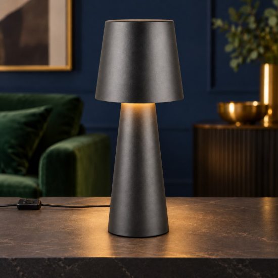 Lampada da tavolo per soggiorno moderna nera con paralume in metallo