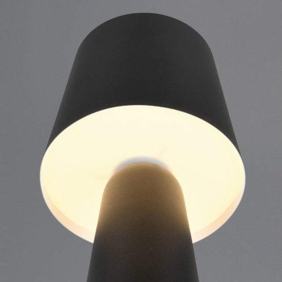 Lampada da tavolo per soggiorno moderna nera con paralume in metallo