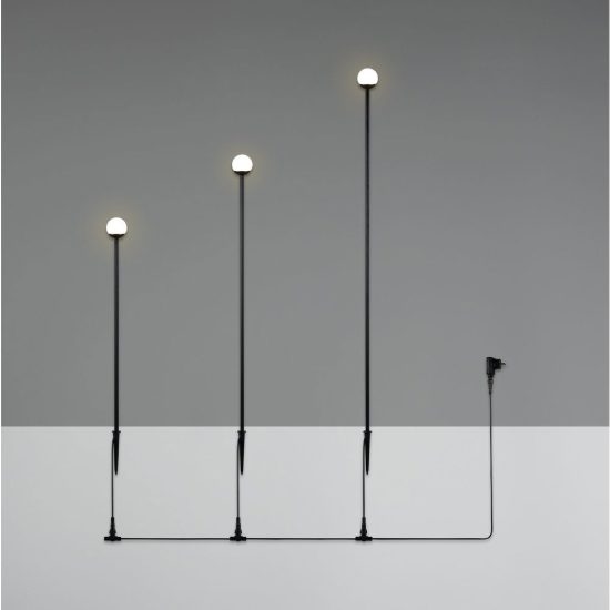 Set 3 lampioni da giardino led 4,5w 3000k con picchetto ip44 regolabili in altezza neri bianchi