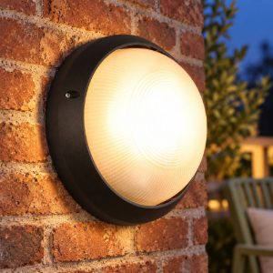 Applique grande da esterno ip44 moderna rotonda nera con vetro satinato