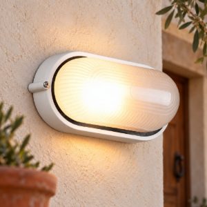 Applique piccola da esterno ip44 moderna ovale bianca con vetro satinato
