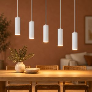 Lampadario 5 luci per salotto lineare bianco con diffusori cilindrici rigati