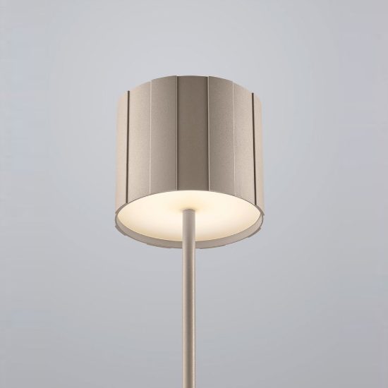 Lampada da tavolo ricaricabile da esterno led 3w cct 2300k 4000k ip44 moderna cashmere
