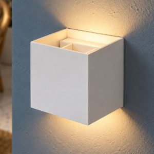 Applique quadrata per salotto moderna bianco led 4w 2700k