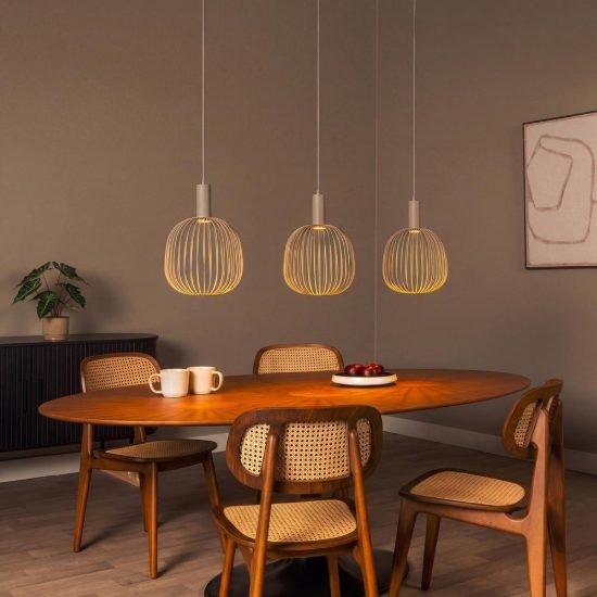 Lampadario a sospensione con 3 pendenti lineare per salotto moderno tortora