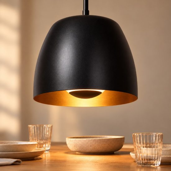 Lampadario a sospensione a campana per cucina contemporaneo nero oro