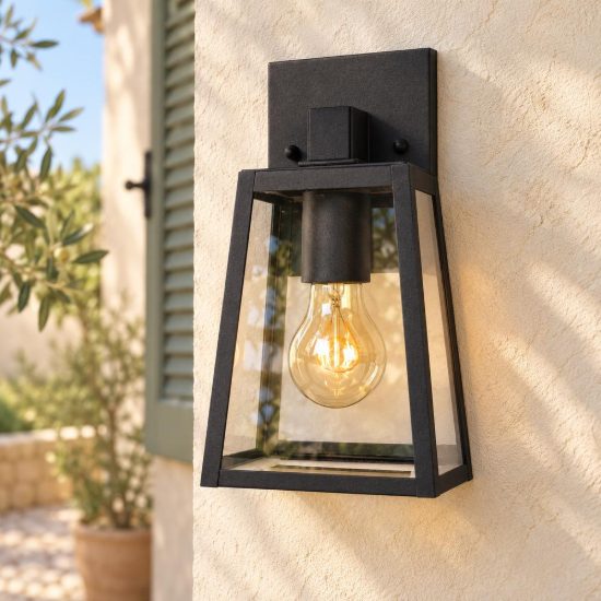Applique da esterno piccola a lanterna trapezoidale contemporanea nero ip23