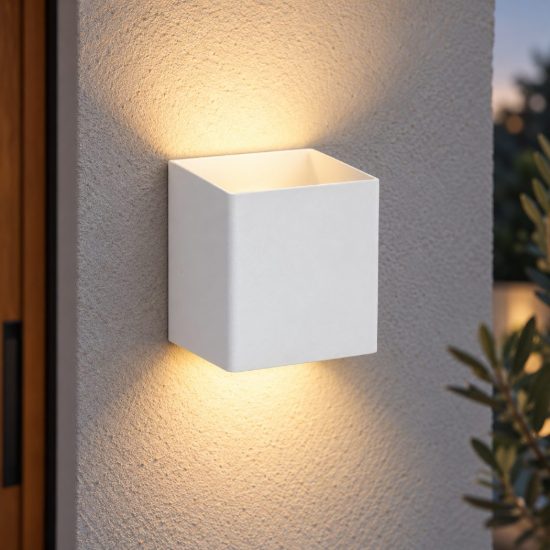 Applique da esterno a cubo ricaricabile bianco led 6w 2700k ip54 con sensore di movimento